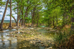 River Bend Hideaway on Medina